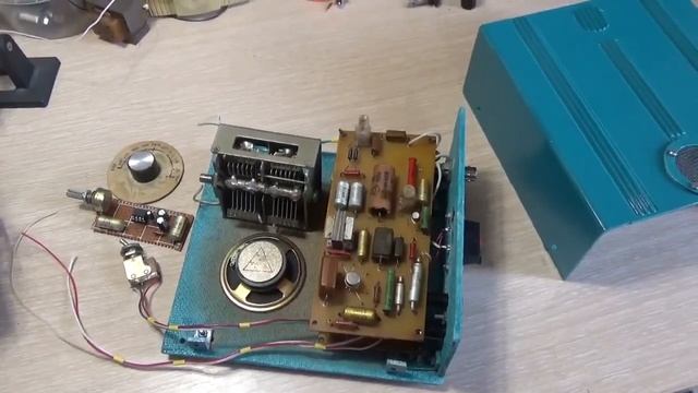 Старому приемнику ПП новый корпус и УНЧ смотреть онлайн
