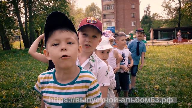 Детский сад. Выпускная группа. Эпизод с прогулки. смотреть онлайн