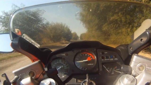 Honda VFR750F лёгкий прострел смотреть онлайн