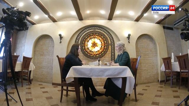 Встречи в Гостином. Екатерина Толстая смотреть онлайн