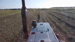 Спиннер для тракторов. ЮМЗ-6кл на заготовке сена.