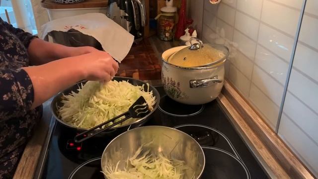 ТЕСТО НА ВАРЕНИКИ/ЖАРЕНАЯ КАПУСТА/ВАРЕНИКИ С ЛИВЕРОМ/КАРТОШКОЙ/КАПУСТОЙ