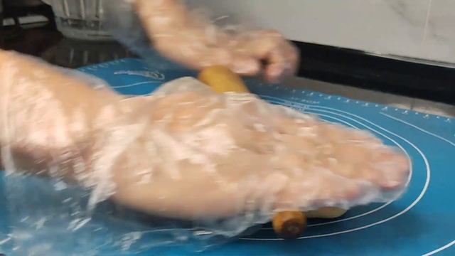 ТЕСТО просто ПУХ! НЕ ЗРЯ ИХ ОБОЖАЮТ МИЛЛИОНЫ! Сдобные домашние булочки. смотреть онлайн