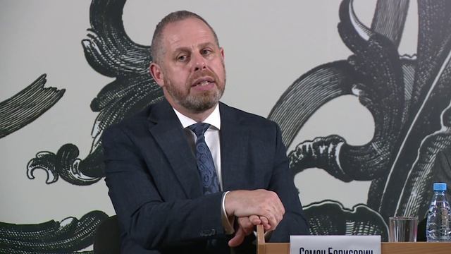 Театр драмы представил обновлённый логотип