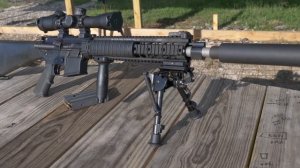 7 Reasons Why the AR-15/M4 is Better than the Steyr AUG