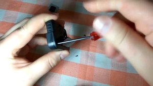 Что внутри автомобильных часов Nako NA-613A