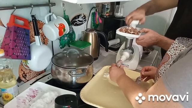 МАНТЫ и КОЛБАСКА домашняя, готовлю ко Дню рождения//натираю сало специями//26 ноября 2022 г. смотреть онлайн