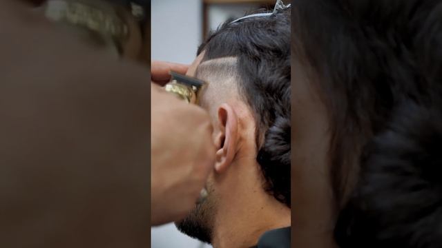 Креативная мужская стрижка . смотреть онлайн