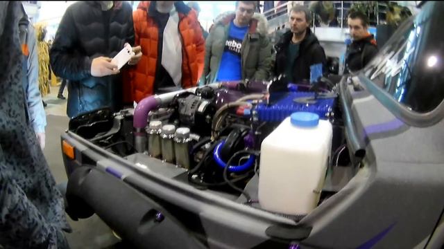 Сходил на рыболовную выставку смотреть онлайн