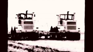 Двумя кировцами управляет один тракторист. Спаренные кировцы. Испытания