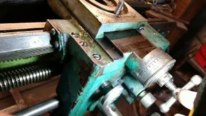 Установка токарного станка. Ручки управления ТВШ-2.
