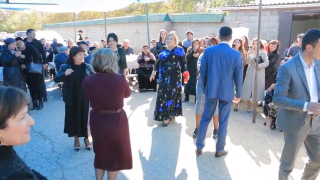 ПРЕКРАСНАЯ ПАРА. Танец жениха и невесты. с.Эмин-хуьр. НОВИНКА -----------Ай бала, Кавха---------- смотреть онлайн