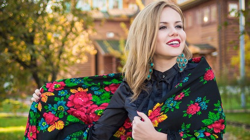 ОЙ, ТЫ ПЕСНЯ РУССКАЯ смотреть онлайн