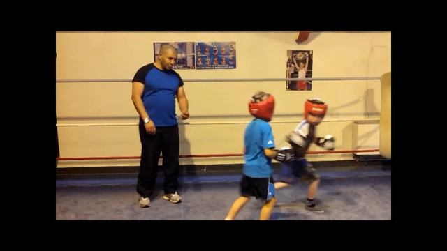 chechen boxe чеченец в коричневой футболке смотреть онлайн