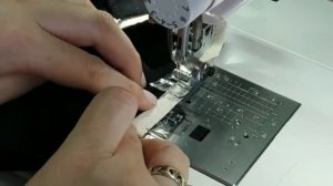 Как обработать горловину киперной лентой