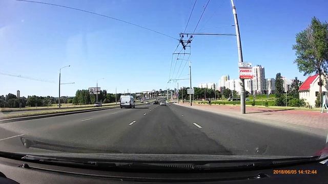 AXPER Throne GPS - день, передняя камера смотреть онлайн