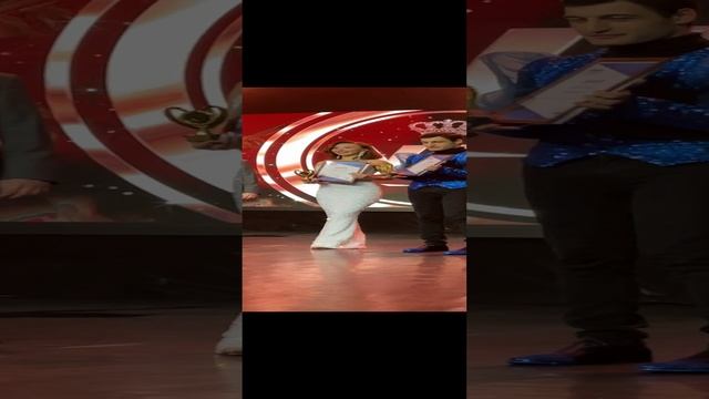 Надин Алёхина ведущая премии "УСПЕШНЫЙ БЛОГЕР"