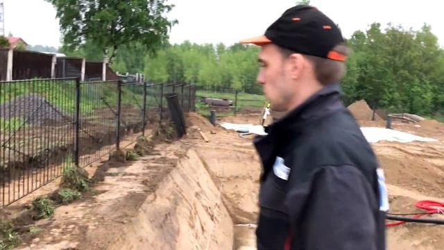 Отсыпка фундамента под гараж, устройство дренажа