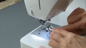 6 Замена лапки на швейной машинке.