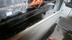 Как аккуратно выровнять радиатор. How to neatly align the radiator.