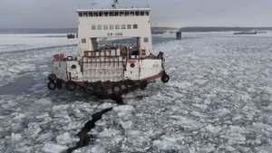 Грузопассажирский паром "СП-103" на строительстве моста через Волгу. Тех данные в описании