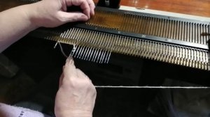 4 способа набора петель на вязальной машине Нева-5
