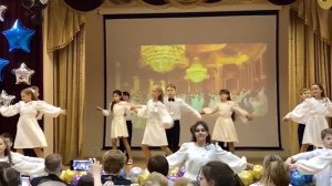 Детский танец "Вальс" в исполнении выпускников 4х классов. Выпускной 2023 в Гимназии. Красивый тане