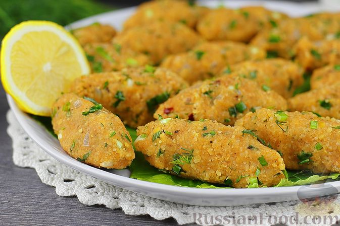 Постные сытные котлетки без мяса и без жарки. 
КОТЛЕТЫ ИЗ ЧЕЧЕВИЦЫ И БУЛГУРА