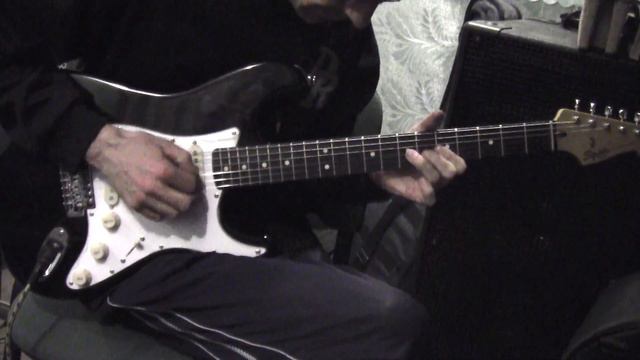 Фендер Скваер Виб Классик смотреть онлайн