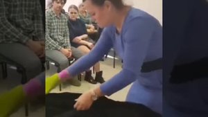 Чистка норковой шубы варежкой Твист