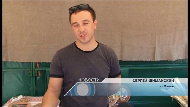 На площади у кинотеатра «Мир кино» развернулась широкая ярмарка смотреть онлайн