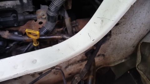 Почему двигатель не набирает обороты???