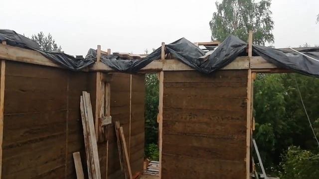 Опилкобетон(арболит). Закончил заливать второй этаж! #опилкобетон#арбалит#стены#второйэтаж#строюдом