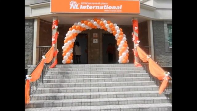 Арки, шарики, цветы, ткань смотреть онлайн