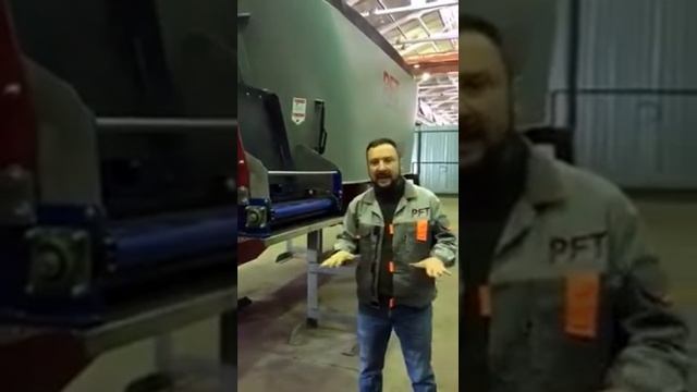 Кормосмеситель  MCF-2-14 на 14 куб/м с реверсивным горизонтальным конвейером