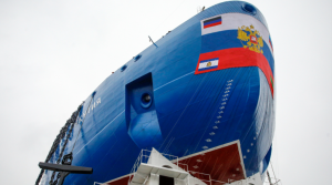 Проверка на прочность. Ледокол «Якутия» проходит швартовные испытания