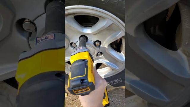 Dewalt DCF894 1/2" Impact Wrench Lug Nut Test