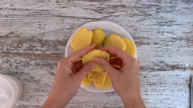 Шашлык из картофеля и шампиньонов в беконе