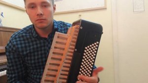 Обучение игре на баяне. Что такое готово-выборный баян?