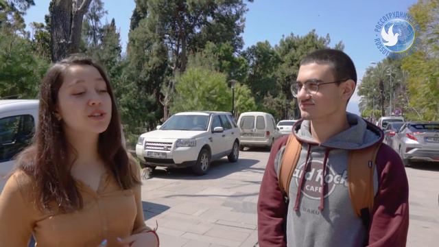 Мы спросили у прохожих "Что Такое Россотрудничество?"
