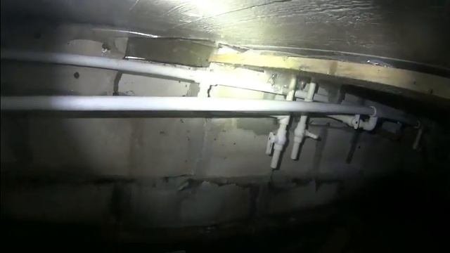 Насос, работа в подвале трудно доступные места.
