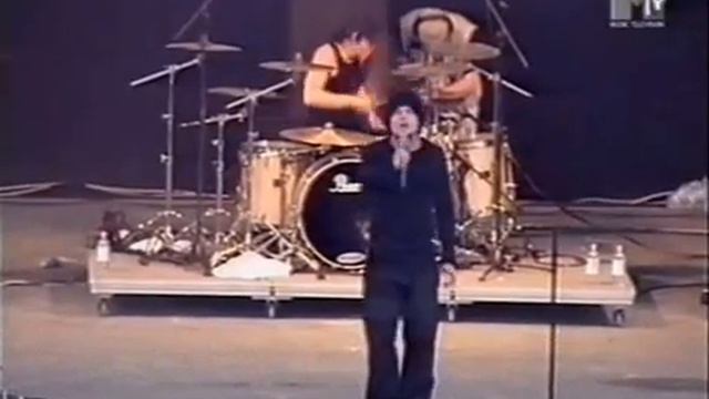 Flippaut Interview BrandNew 13 06 2004