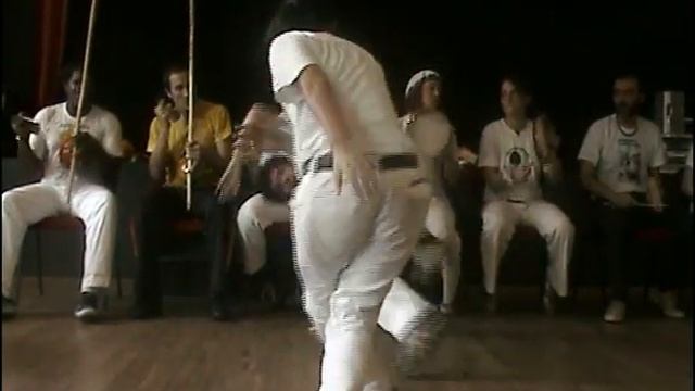 Roda di Capoeira Angola a Milano - Paola S. e Matteo смотреть онлайн
