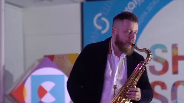 Гуцулка Ксеня саксофоніст Олександр Сивак смотреть онлайн