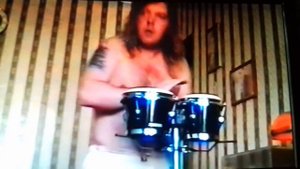 Как играть на бонго.