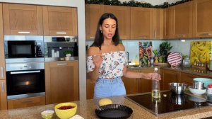 ПЕСОЧНЫЙ ПИРОГ С БРУСНИКОЙ - рецепт от Оли Белькович!