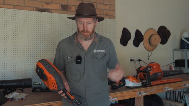 Husqvarna 325iLK Battery Combi Trimmer Review
