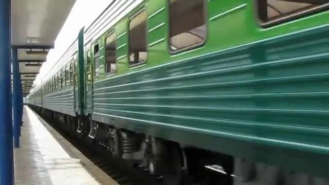 Фирменный скорый поезд №30 "Тургенев" Симферополь-Москва. Симферополь. Поезд на Москву.