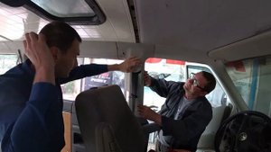 Пластик под ремнем водителя Транспортер Т4 ! Переделка салона транспортера в мультивен Т4 !