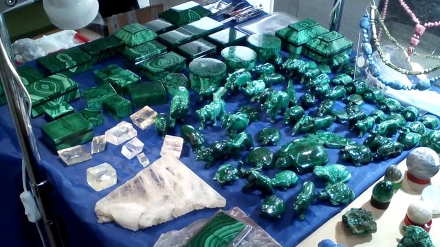 Выставка самоцветов. Уральский малахит.(1) смотреть онлайн